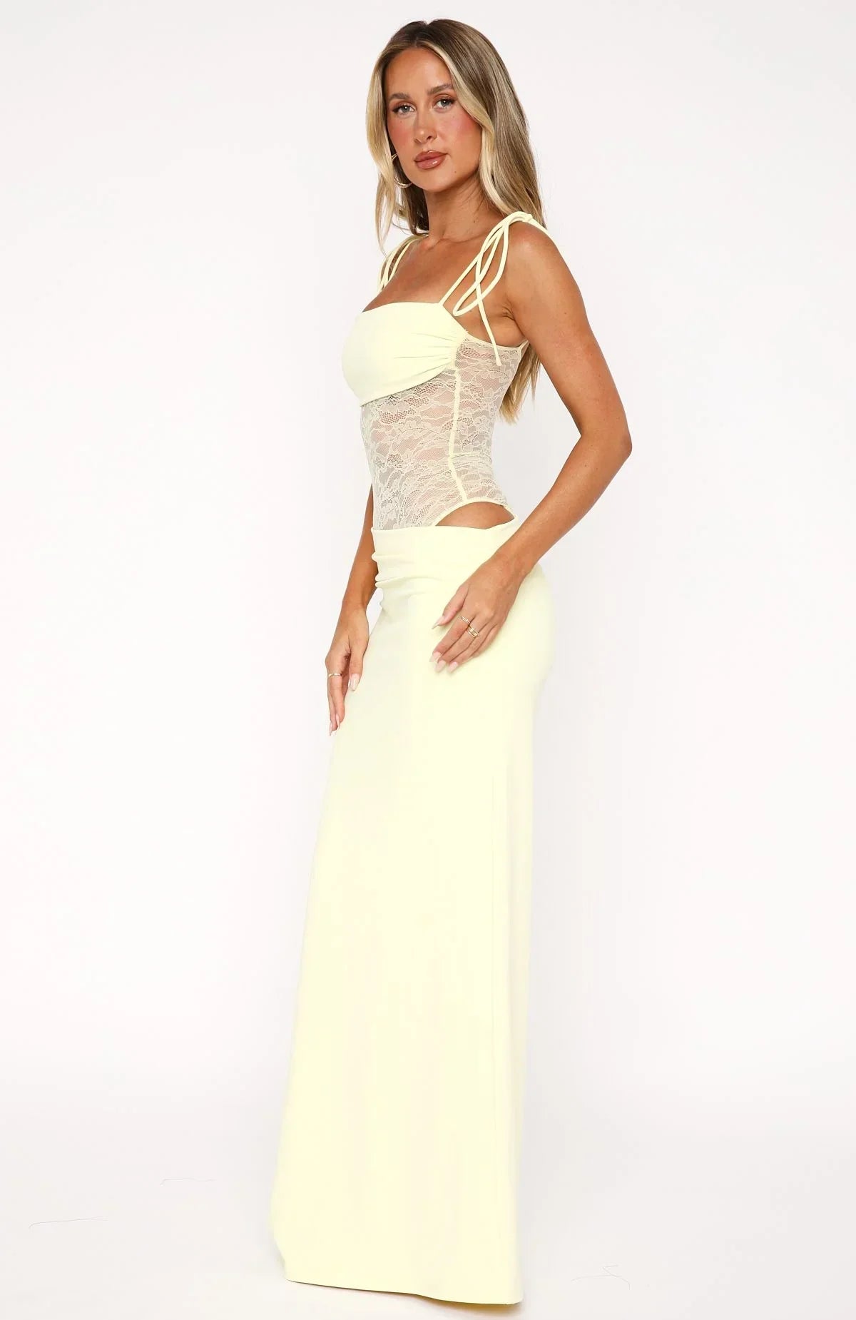 Luna Lace Maxi Kleid